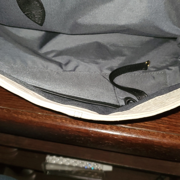 Pauric Sweeney Shoulder Bag - Picture 13 of 16